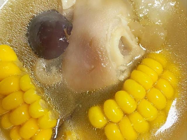 来大姨妈可以喝花胶墨鱼汤吗 2026年大姨妈期间可以喝花胶汤吗