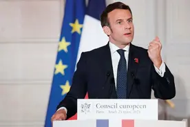 中国专机刚离开巴黎，马克龙称不偏袒美国，但希望台海维持现状图片