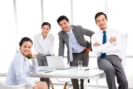 公司管理人员工作总结图片