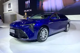 新车 | 售价23.99万元，新一代别克君越艾维亚版亮相重庆车展图片