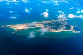 中沙群岛黄岩岛，总面积约150平方公里，南海铁三角最重要一环图片