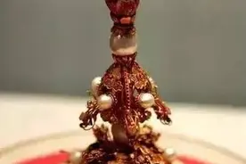 清朝各品官员帽子上的”顶珠“ 都很有来头！图片