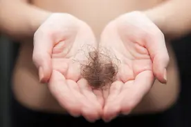 私处的毛到底有什么用，太旺盛能刮掉吗？听听医生的分析图片