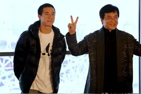 妈妈貌美如花，却偏偏遗传爸爸长相，这10位星二代长相“拖后腿”图片