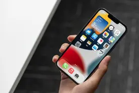 iPhone史诗级更新，不只是戴口罩解锁图片