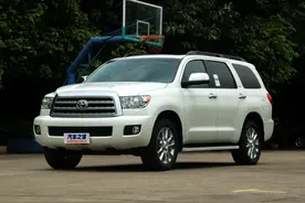 二手车｜丰田红杉：比LX570更大！5.7L大V8居然“白菜价”了？图片