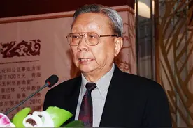 孙殿英当土匪挖清陵，让人没想到，儿子却成文物专家令人敬仰图片