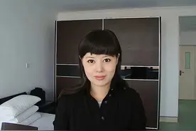 离婚四次后，嫁给小20岁男模，因偷税被罚8800万的于文红有何魅力图片