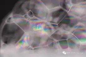 肥皂泡绚丽多彩的秘密图片