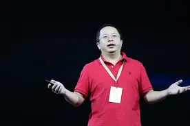 周鸿祎谈360业绩预亏：账上还有百亿现金，哪吒还在战略性亏损图片