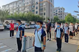 实时更新 | 德州城区各中小学安全有序开学 记者带你直击现场图片