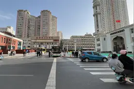 兰州西关十字拥堵十七年，挖路实为修建一个商业新地标图片