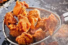 立刻停用3种食用油，专家呼吁：它是“肝癌”加速器，再香也别吃图片