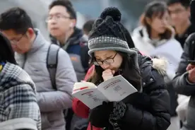 取消“政审连坐”呼声渐高，反对声也越来越响，网上引起热议图片