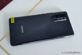 12+256的“平民版”鸿蒙手机荣耀30 Pro+其各方面体验如何？图片