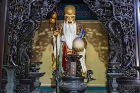 “眉毛一根长，胜过万担粮”，如果一根眉毛忽然变长，到底意味啥图片