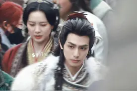 最新路透宋威龙帅呆baby老气横秋不如女二，男二是争议艺人图片