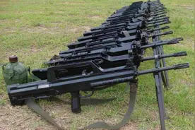 解放军300万支95突退役怎么办？外销出口很合适，朝鲜巴铁都需要图片