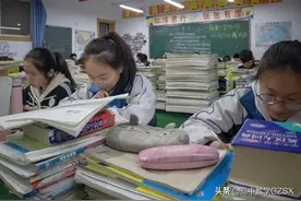 安徽省十校联考A10联盟2022届高三数学(理)图片