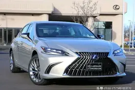 新款雷克萨斯ES实拍，质感不输奥迪A6，精致又犀利，油耗仅6升图片