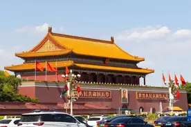 天安门城楼恢复对外开放图片