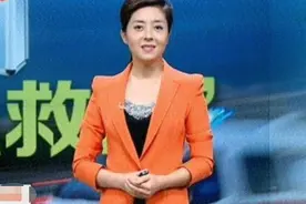 她出生贫穷，23岁成为四川知名主持人，32岁不幸坠河溺亡图片
