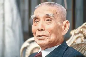 鬼王叶：电影《赌神》的原型，开创公海赌博，逼得何鸿燊差点关门图片