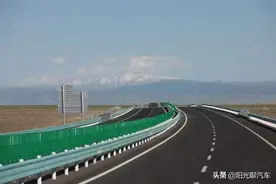 高速公路又添新规，开到140也不怕挨罚，车主奔走相告图片