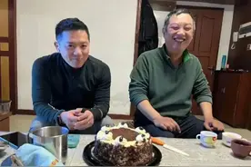 健身抗老实例！？双胞胎的视觉年龄居然能差出20岁！图片