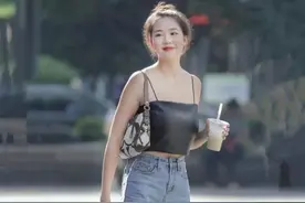 9组牛仔短裤穿搭：好看不过时 实穿又百搭图片