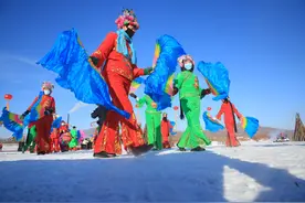 渔猎冰天雪地 体味民俗风情图片