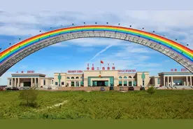明年1月8日起，中蒙边境二连浩特口岸旅客通道开关图片