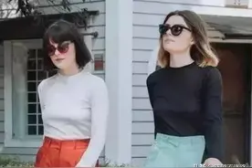 终于明白“直筒裤”和“阔腿裤”的区别：难怪后者不受欢迎了图片