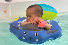 抓住婴幼儿发育黄金周期，带上宝宝来愉悦宝贝游泳吧图片