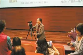七旬阿姨实现“电影梦”拍纪录片记录广州图片