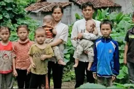 90后夫妻隐居深山，疯狂造娃连生10胎，30岁像40岁，称不懂避孕图片