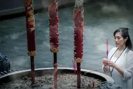 正确的拜佛正姿势应该怎么做呢？来看看吧，并不全是迷信图片