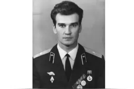 他，拯救了世界图片