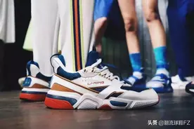 肖战同款李宁方圆！被吐槽是Sacai和NB327的合成品？图片