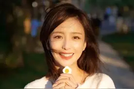 陈思诚零点为前妻庆生！39岁佟丽娅状态似少女，离婚后越活越精致图片