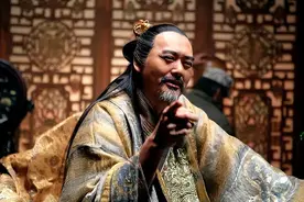 黄巢兵败，十几名美妾被俘，面对皇帝指责，她回怼40字成千古名句图片