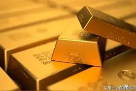 农村老人问“1吨黄金和1吨100元新版人民币，哪个值钱？”图片