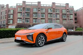 试驾高合HiPhi X：售价最高的国产电动车，能带来天花板级的体验？图片