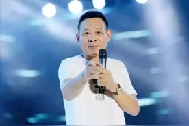 他是河南人的骄傲，一个愿意把企业95%的利润，分给员工的企业家图片