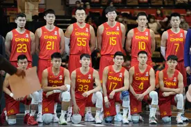 中国男篮国家队，众多“二代”球员中，只有一个是农民的孩子图片