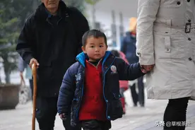 一位老知青的感慨：儿子回家过年是高兴的事情，他心里却很纠结图片