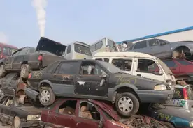 交管问答 | 异地发生交通事故可以就地报废吗？听听警官是怎么说的图片