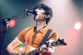 赵雷的“离开”，是华语乐坛的“损失”和“悲哀”图片