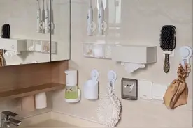 主妇太太晒洗手柜收纳巧思，“巴掌大”的空间，却东西又多又整洁图片