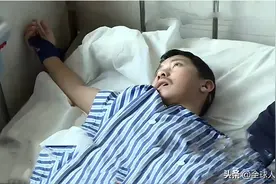 2016年，湖南29岁男子喝三斤白酒昏迷，医生：他已退化成“婴儿”图片